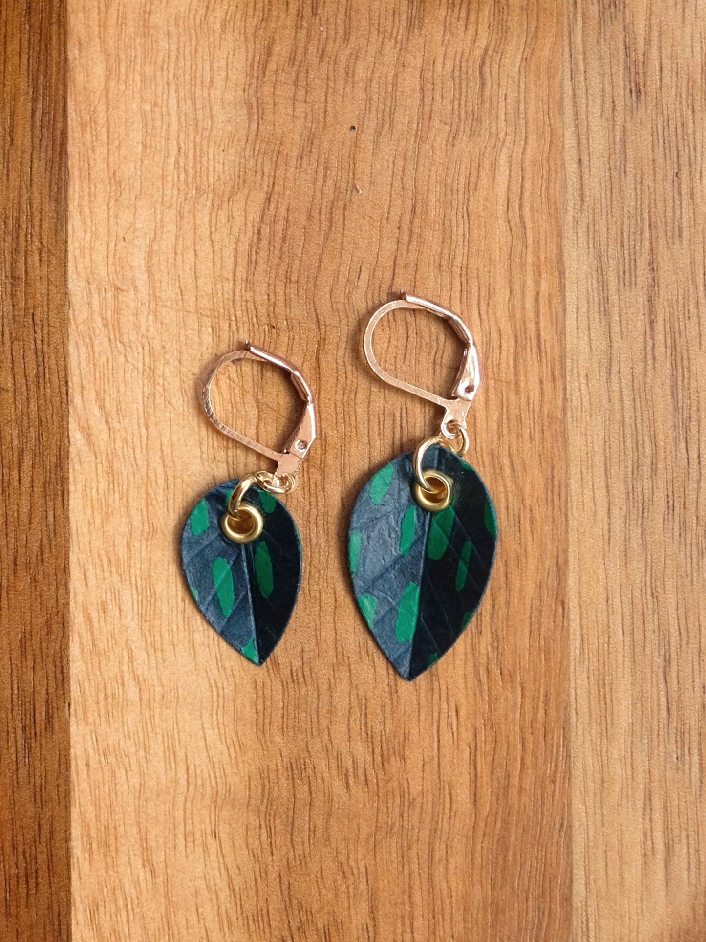 Earrings : Green Paper Leaves
