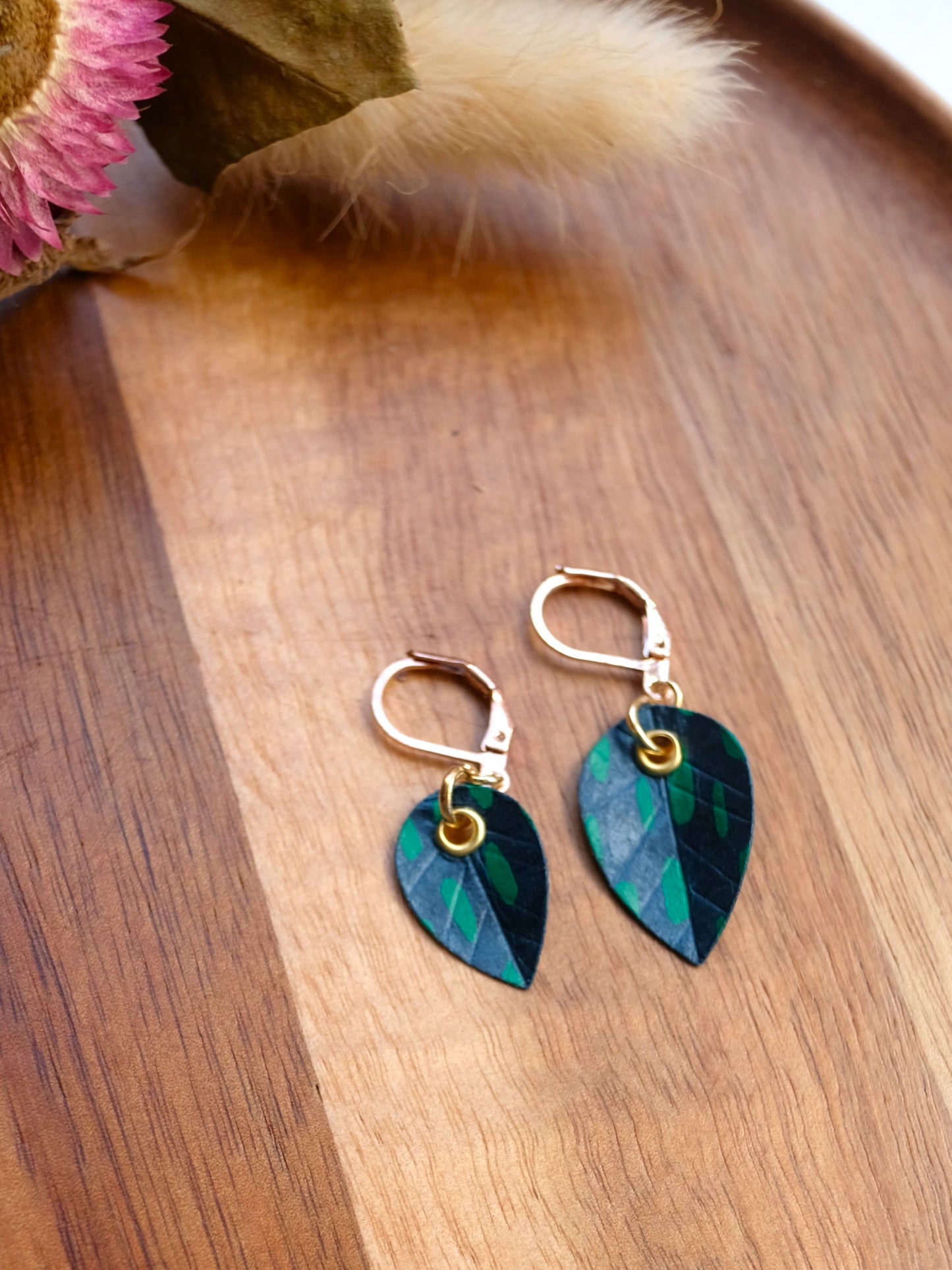 Earrings : Green Paper Leaves