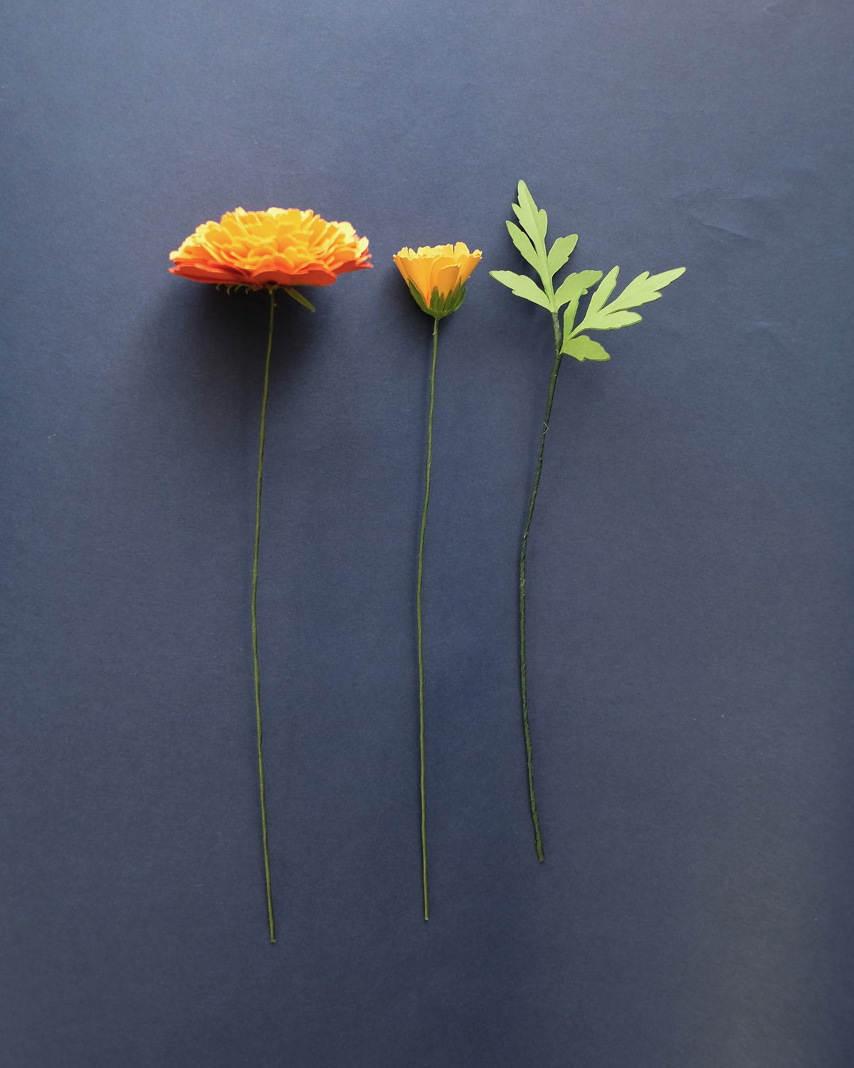 Paper flower bouquet: Orange Marigold